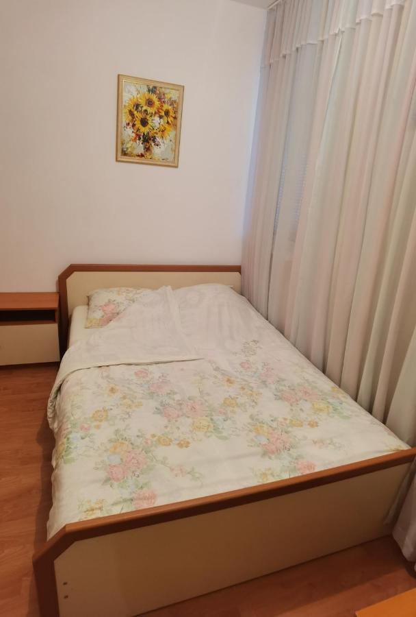 Гарсониера Ул"Света Троица" 174 Stara Zagora Exterior foto